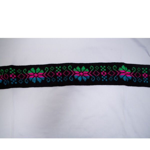 Playera Mayas Blanca Cambaya flor azul, Rosa y verde - Image 2